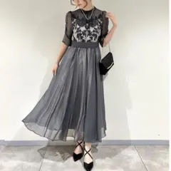 美品 アストリア フラワー刺繍ワンピースドレス パーティー 結婚式 お呼ばれ L