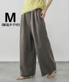 新品タグ付 定価5490円 イージーケアギャザーワイドパンツMサイズ ブラウン