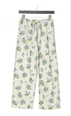 新品　キッドブルー　ボトムス　ルームウェア パジャマ　パンツ　パイル　花柄のサムネイル