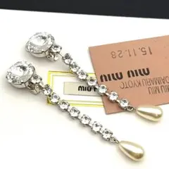 超希少/極美品✨ミュウミュウ イヤリング クリスタル　シルバー ラインストーン
