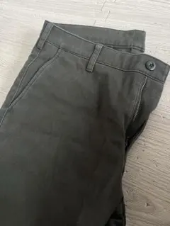 カーキ ストレートジーンズ ストレッチパンツ