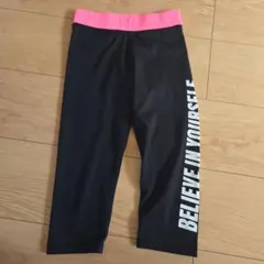 H&M　ハーフパンツ 黒とピンク