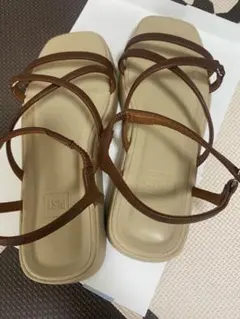 【美品】PLST サンダルのサムネイル