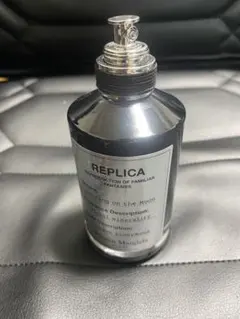 Maison Margiela レプリカ　ダンシングオンザムーンのサムネイル