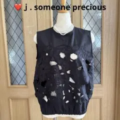 大き目❤️ｊ. someone precious カットアウトブラウス❤️