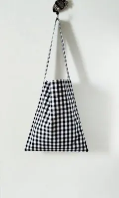 393ワンハンドルペタンコバッグマチなし黒約9㍉ギンガムチェック3　ハンドメイド