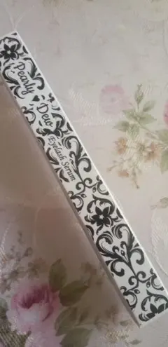 パーリーデュー　まつげパッチリロング＆ボリューム美容液のサムネイル