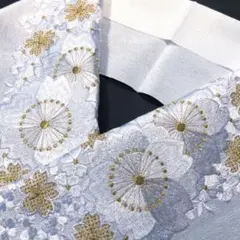 【SALE!!】半襟 半衿 刺繍入 豪華‼︎ 白×金 振袖用 桜重ね ※新品