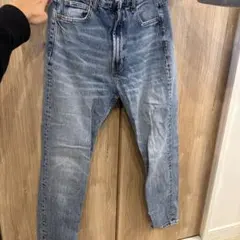 ZARA ハイライズ　デニムパンツ