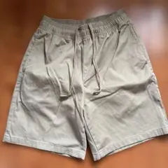 GU ショートパンツ ベージュ Sサイズ