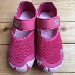 New Balance サンダル ピンク　20.5cmのサムネイル