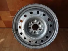鉄チン塗装品　17インチ 7j +45 PCD114.3 5穴その④ 鉄チン塗装品 17インチ 7j +45 PCD114.3 5穴その① - メルカリ