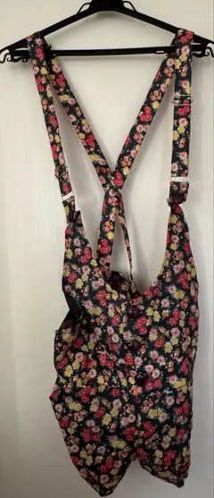 花柄サロペット