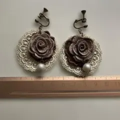 花モチーフ　アンティークイヤリング