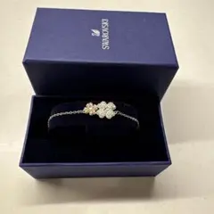 スワロフスキー ブレスレット　クローバー　美品