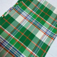 ♣緑と白のチェック柄生地 112cm x 108cm