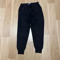 zara 黒ジョガーパンツ