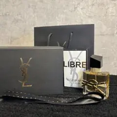 リブレ オーデパルファム　香水　紙袋箱付き