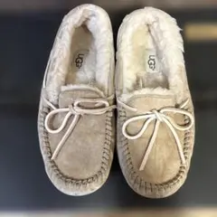 UGG ベージュ スエード モカシン　23cm