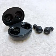 JVC ワイヤレスイヤホン ケース付 黒 型番不明のサムネイル