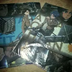 進撃の巨人　ローソン限定クリアファイル　リヴァイ兵長&エレン　2つセット♡