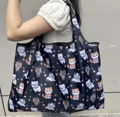 コンパクト収納◎エコバッグ 大容量 軽量 折りたたみ式 紺地アニメ猫