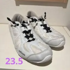 Item thumbnail for item 8db61f61-723c-4f53-b9fb-9ef4543b848b