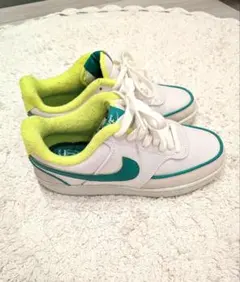 Nike ナイキ スニーカー ホワイト/グリーン