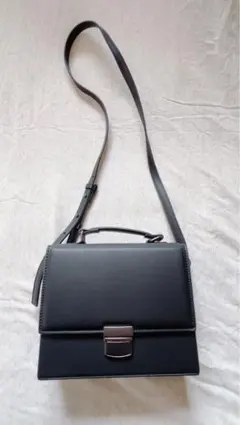 ZARA ブラック ハンドバッグ ショルダーストラップ付き