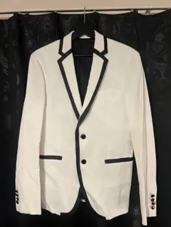 Item thumbnail for item 7c9acab3-af8e-44da-be18-a18b3174b361