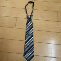 キッズ用 リバーシブル　ワンタッチ　ネクタイ ストライプ　ドット