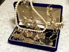 パール系アクセサリー　ゴールドカラー　まとめ売り