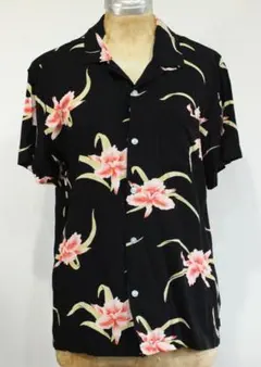 【美品】HUF ハフ ブラック✕花柄 レーヨン 半袖 アロハ シャツのサムネイル