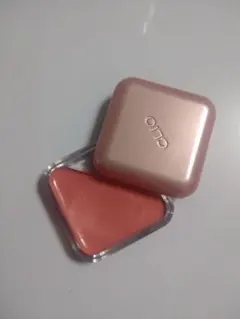 CLIO エッセンシャル リップチーク タップブラー 02スタートブラッシュ