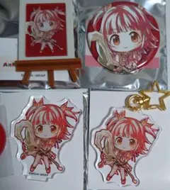 秋野かえで　マギアレコード　キーホルダー　アクリルスタンド　缶バッジ