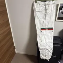 GUCCI ホワイト カーゴパンツ