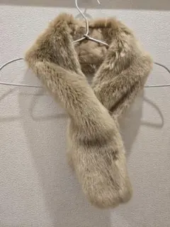 ファー マフラー ベージュ