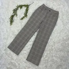 GU ジーユー センタープレスチェックストレートパンツ M
