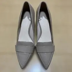 ランダ　ベージュ　パンプス