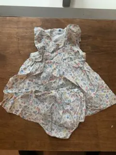 PETIT BATEAU 花柄フリルドレス 12m