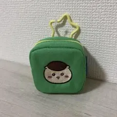 【新品】ちいかわ　カラビナつき刺繍スクエア　ミニポーチ　栗まんじゅう
