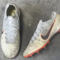 ナイキ　サッカースパイク　ワールドカップ　マーキュリアル　AGのサムネイル