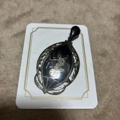 シルバー と黒石のペンダントトップ
