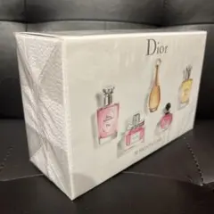 DIOR LE MINI 30 MONTAIGNE 香水セット - メルカリ