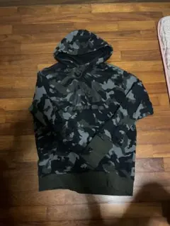 迷彩 黒　フード付きパーカー