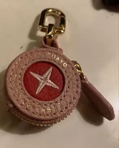 MAISON de SABRÉ ブルーベリー AirTagケース キーホルダー - メルカリ