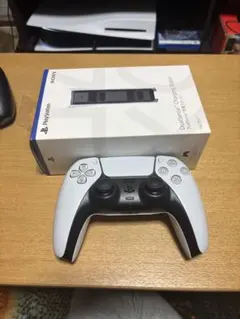 PS5 DualSense ワイヤレスコントローラー　充電器付き