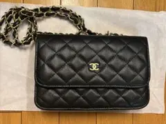 マトラッセ　ショルダーチェーンウォレットバッグ 非売品のサムネイル