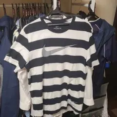 Nike ストライプ Tシャツ