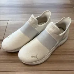 PUMA スニーカー スリッポン ホワイトのサムネイル